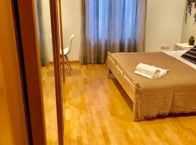 Апартаменты Oupen De Dor - Virgenes El Pilar Сарагоса